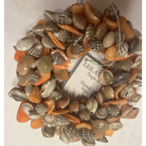 NWT Set of 9 NAPKIN RINGS Small Sea Shells Cluster Beach House Summer Ocean - Picture 6 of 7